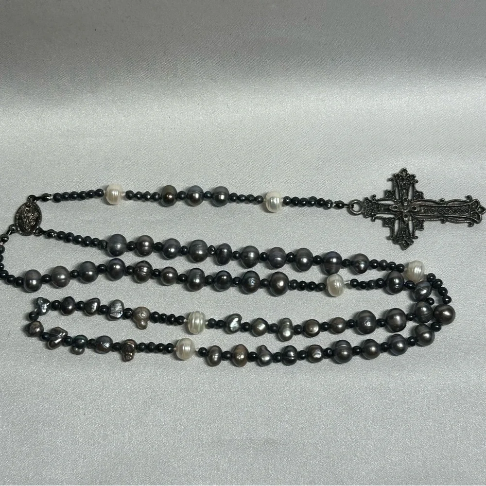 Handmade Genuine Pearl Rosary - Picture 4 of 14